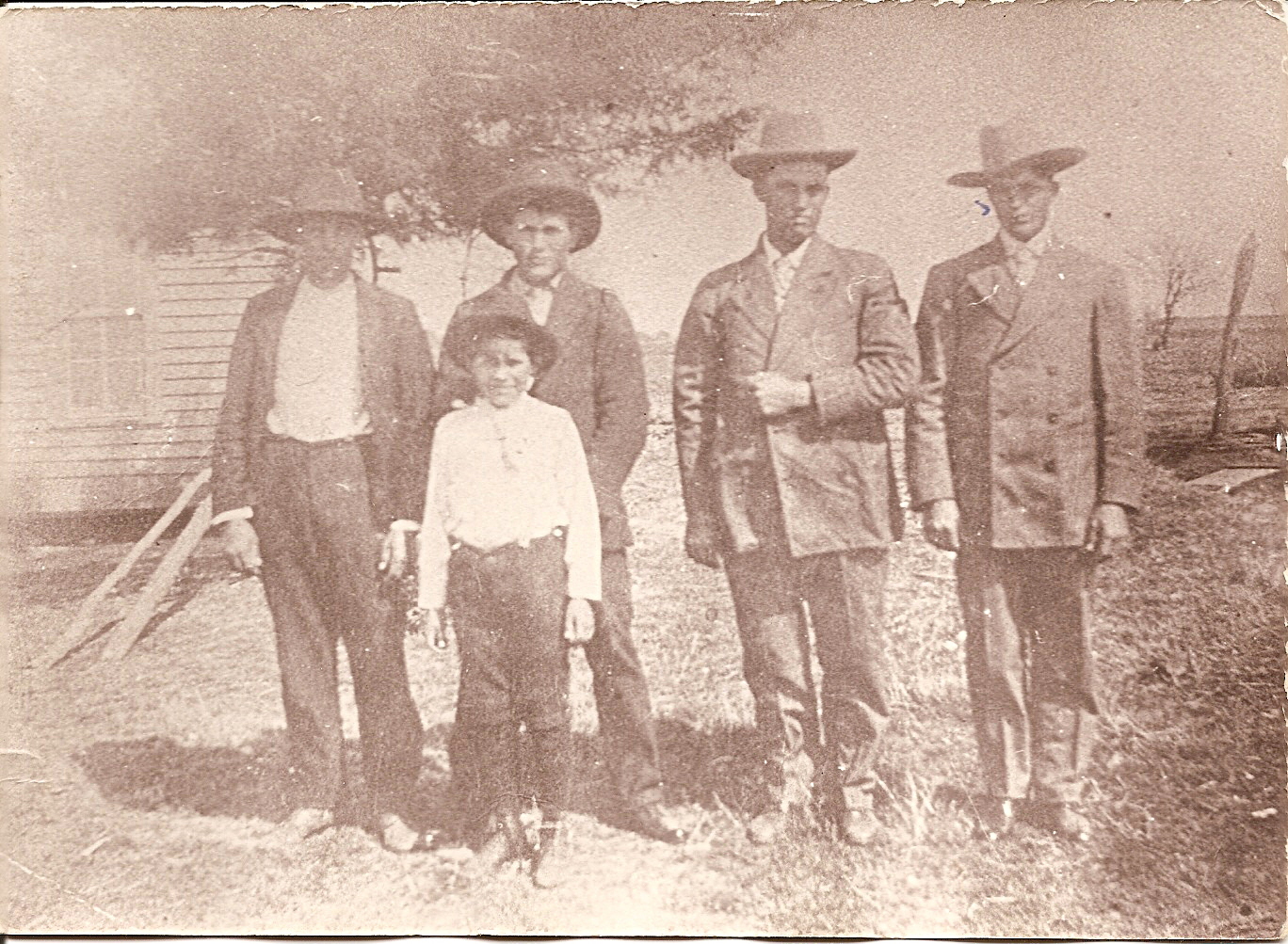 George Washington Sinor's Boys
From left to right, Luther, Thomas, Lewis Edward, William and in front, Alfred